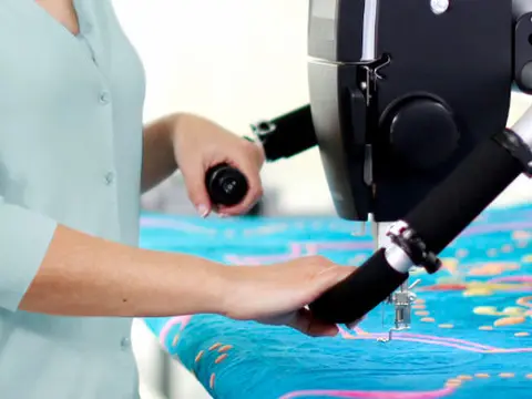 BERNINA Q24 feature